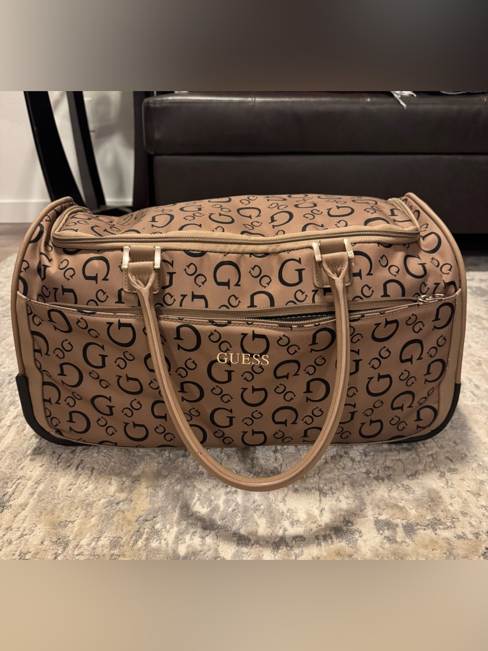 GUESS Brown Logo-Print Travel Duffel Bag